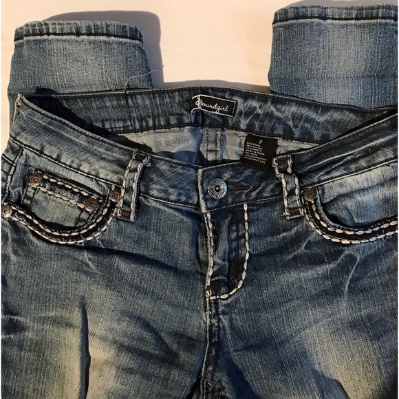 2 PAIRS OF SOUNDGIRL SKINNY JEANS SIZE 7 & 9 BOTH HAVE A WAIST SIZE 30” - Picture 3 of 6